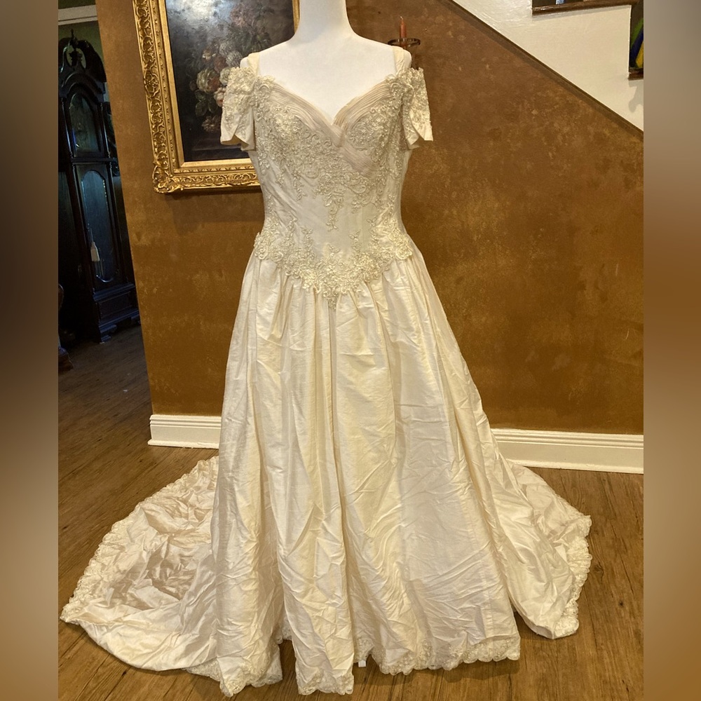 **HOST PICK** Dream wedding dress by BonnySilks